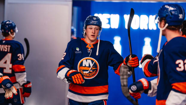 20260322_NYI_CBJ_WARMUPS-6 Large