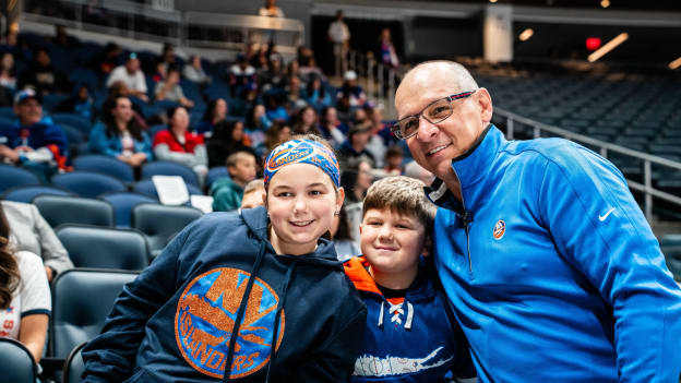 PHOTOS: Islanders Open Practice