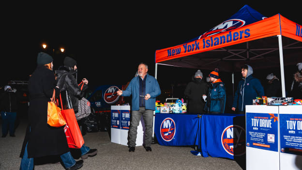 20251211_NYI_ANA_TOY-21