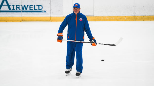 PHOTOS: Islanders Morning Skate Jan. 21