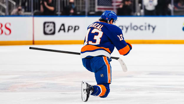 20260203_PIT_NYI_p3_goal_barzal-1