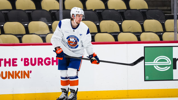 20251009_NYI_PIT_AWAY_MORNINGSKATE-39