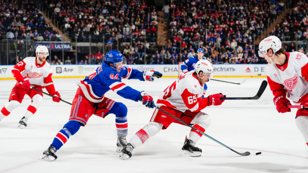 Detroit Red Wings v New York Rangers