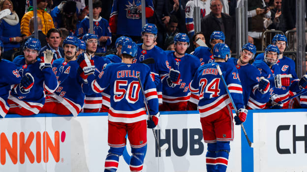 Winnipeg Jets v New York Rangers