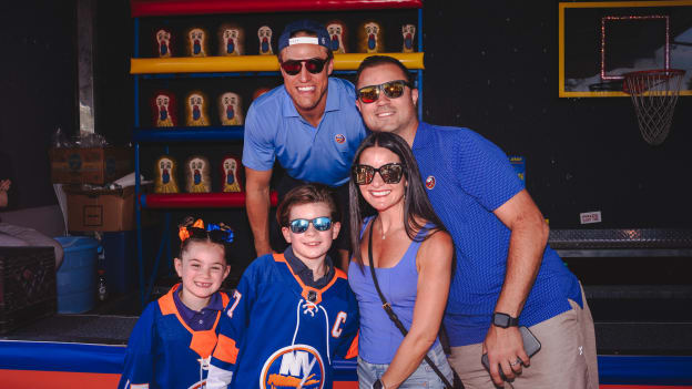 20250928_ISLES_BBQ_FINAL-99