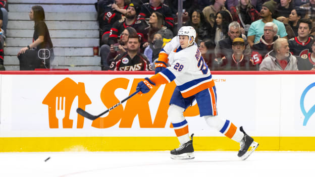 UBS Postgame Photos: Islanders 5, Senators 3