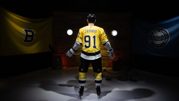 2025_12_03_NHL_StadiumSeries_Bruins_Player_124