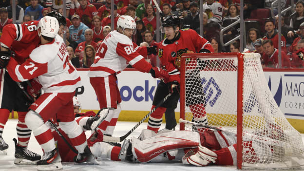 Detroit Red Wings v Chicago Blackhawks