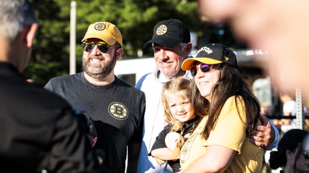 20250905_dle_bruins fan fest hanover6