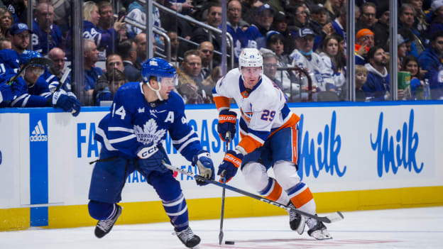 UBS Postgame Photos: Islanders 3, Maple Leafs 2