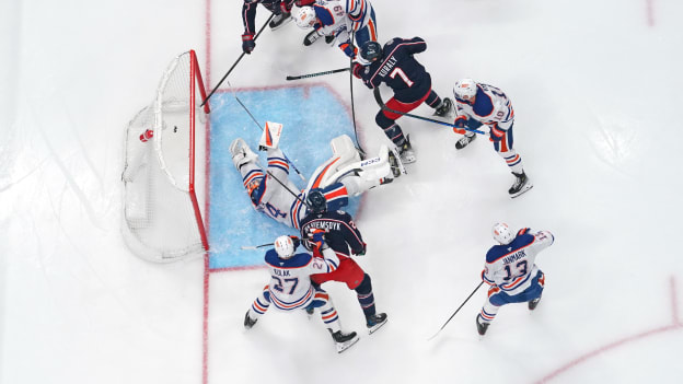 Edmonton Oilers v Columbus Blue Jackets