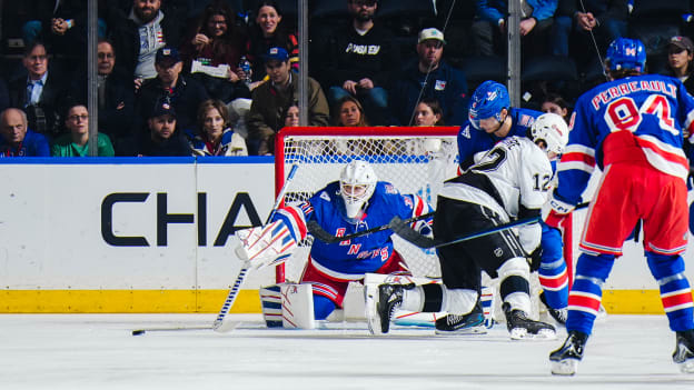 Los Angeles Kings v New York Rangers
