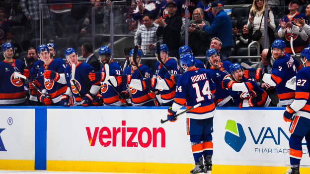 20251130_WSH_NYI_p2_Goal_horvat-13