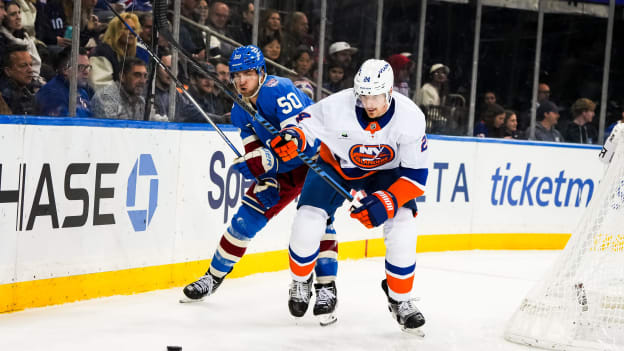 20251108_NYR_NYI_P2_GENERAL-8