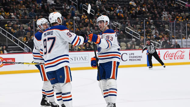 Edmonton Oilers v Pittsburgh Penguins