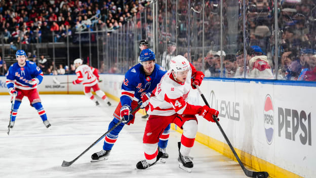 Detroit Red Wings v New York Rangers