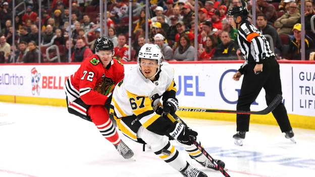 Pittsburgh Penguins v Chicago Blackhawks