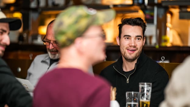 13_65371757_250303_Mentors_Trip_Dinner_JL207324