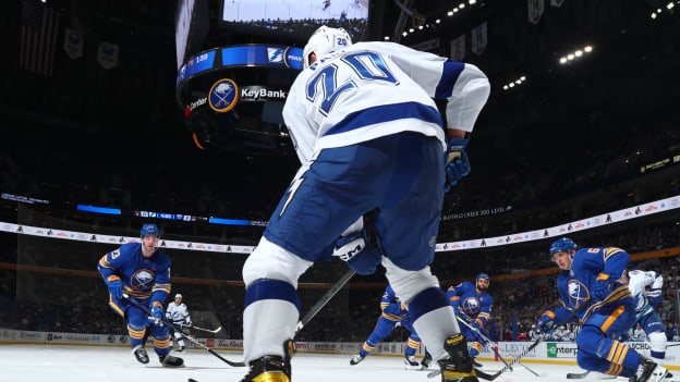 18057435_Tampa_Bay_Lightning_v_Buffalo_Sabres_Andrew_Taylor_(Greenfly)_20231018_012248