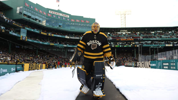 Photos: Pregame at the 2023 Winter Classic