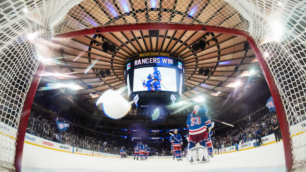 Chicago Blackhawks v New York Rangers