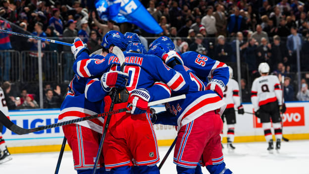 Ottawa Senators v New York Rangers