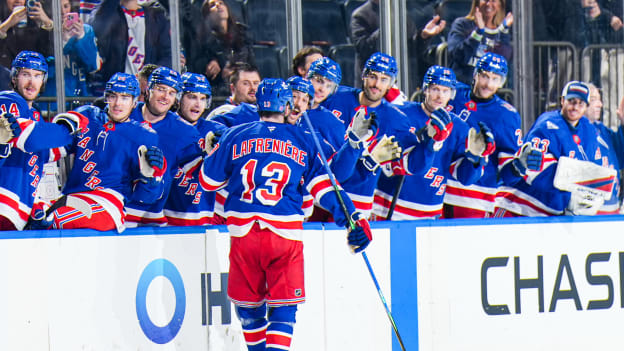 St. Louis Blues v New York Rangers