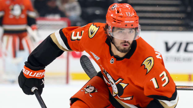 20250929_Sharks_Ducks_Robinson_0216