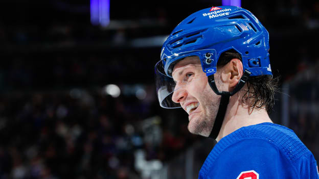 Carolina Hurricanes v New York Rangers