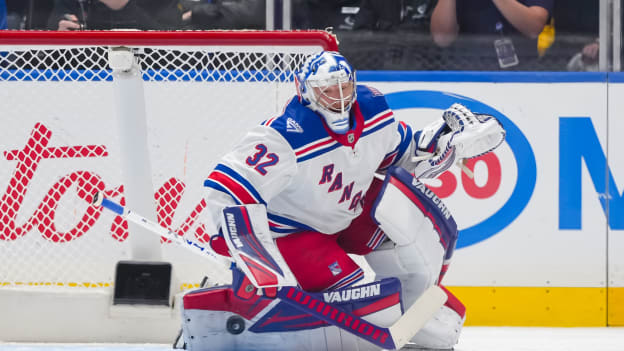 New York Rangers v Vancouver Canucks