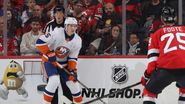 PHOTOS: Islanders 4, Devils 2