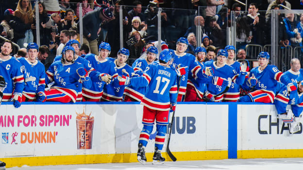 Boston Bruins v New York Rangers