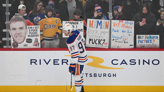 Edmonton Oilers v Pittsburgh Penguins