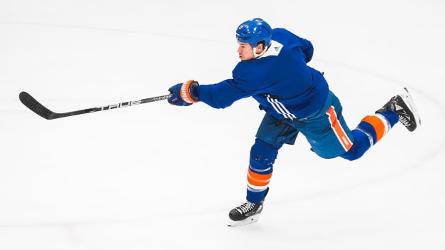 PHOTOS: Islanders Morning Skate Dec. 7