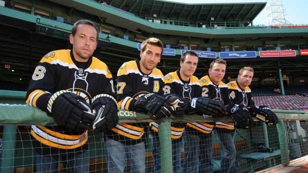 Group2_7-15-09_WinterClassicAnnouncement_AtTopofDugout_Credit Brian Babineau