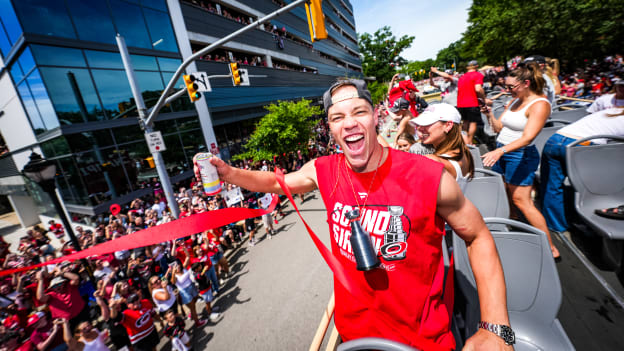 260620_CAR_Victory_Parade_JL507233
