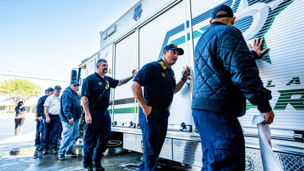 Frisco Fire Department unveils Stars-themed fire truck