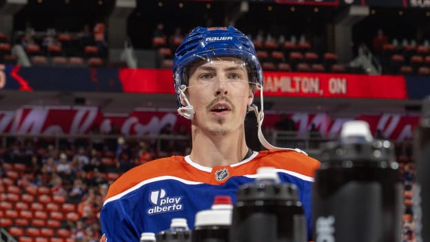 776312032_AD030_Kings_v_Oilers