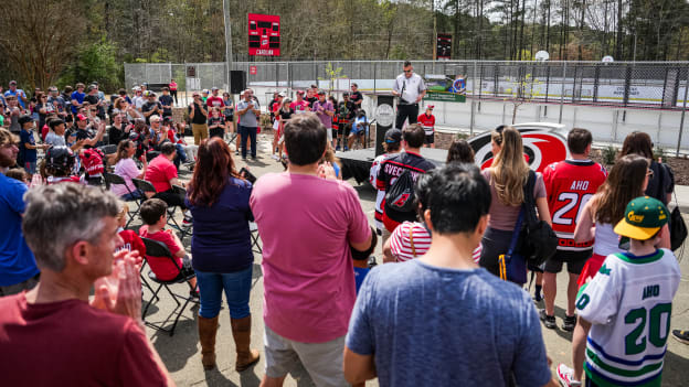 250329_Apex_Ball_Rink_Opening_Community_JL205524