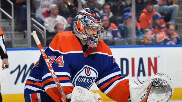 GALLERY: Oilers vs. Avalanche