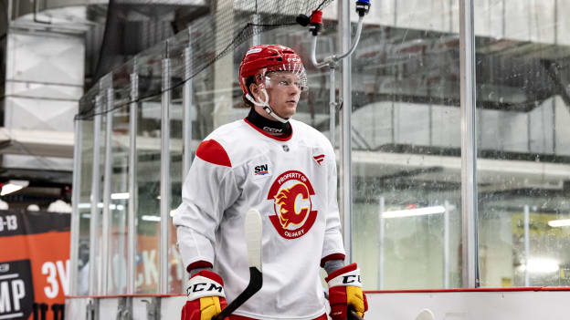 20260701_FLAMES_DEV_CAMP_FLA0409_JP
