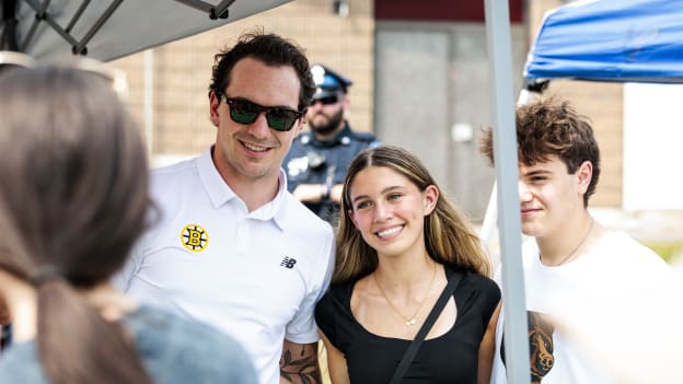 20250906_dle_bruins fan fest fitchburg37