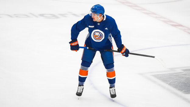 PHOTOS: Islanders Morning Skate Nov. 22, 2023