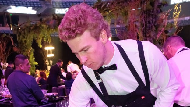 011126_ANAHEIM_DUCKS_454