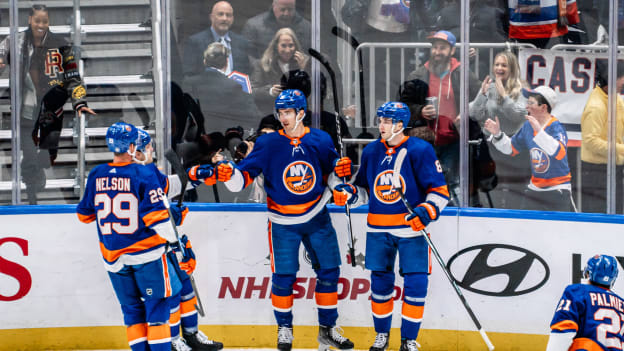 UBS Postgame Photos: Islanders 7, Blue Jackets 3