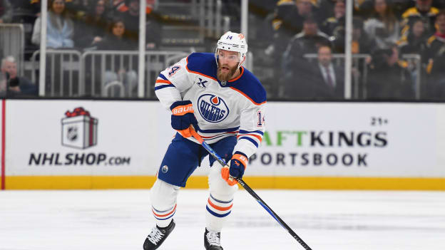 Edmonton Oilers v Boston Bruins