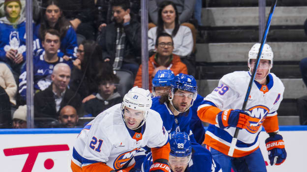 UBS Postgame Photos: Islanders 6, Maple Leafs 3