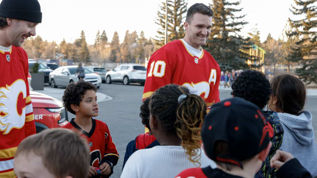 20251104_JJ_POWERPLAY_0040_JP