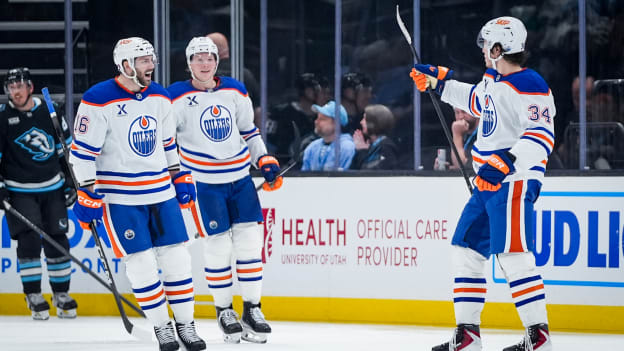Edmonton Oilers v Utah Mammoth