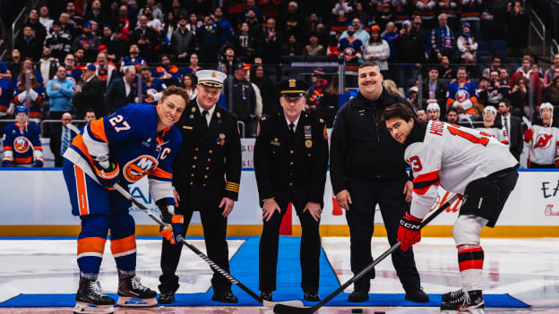 20260106_NJD_NYI_Puckdrop-1